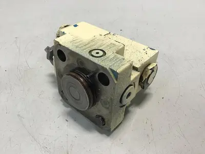 USED VICKERS DG4V-3-2AL-M-U-HL7-60