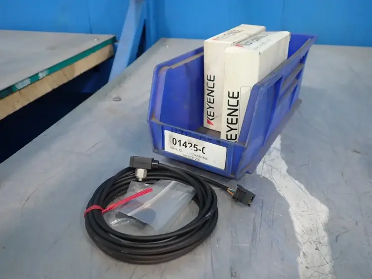 Used KEYENCE APU1 Sensors | HGR 24 #752375
