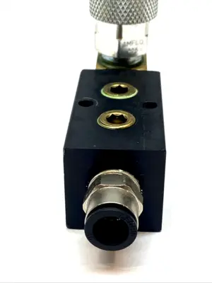 USED BOND FLUIDAIRE HYDRAULIC MANIFOLD BLOCK