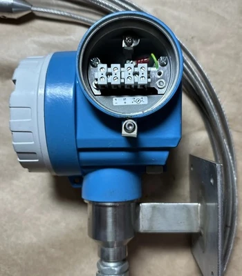 NEW Endress Hauser FMP40-ABD2GNJB23JA