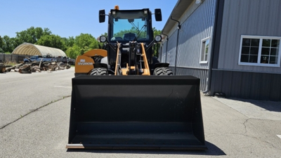 USED 2024 Case 321F