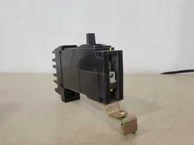 USED SQUARE D FH17015B