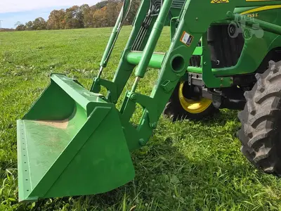 Used _UNKNOWN_ _UNKNOWN_ Utility Tractors Nebraska US | Trustworthy Equipment #1553365