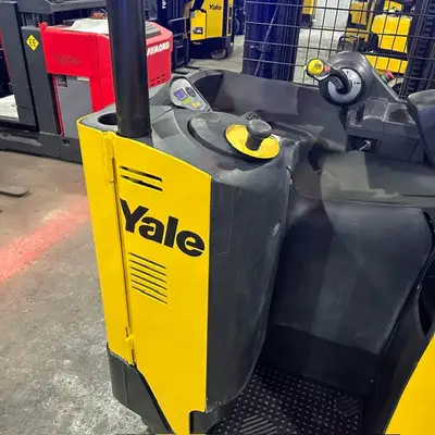 Used 2021 Yale NR045EB Reach Trucks New York US | United Lift #1516590