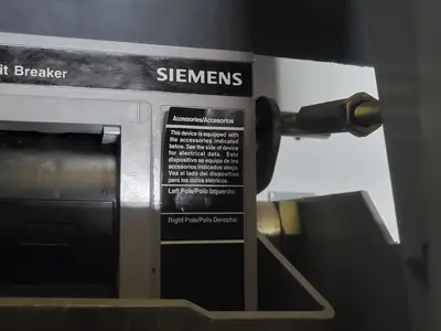 Used SIEMENS CFD63B250 Switchgears British Columbia CA | Lenmark #242160