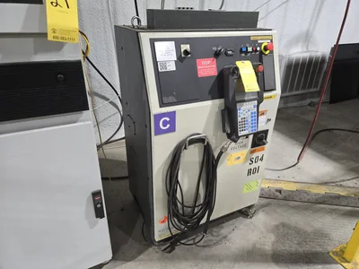 2012 Fanuc Robot R-2000i6 210FS Robotic Arm System w/ Camera System, Pallet Supports, Controllers,