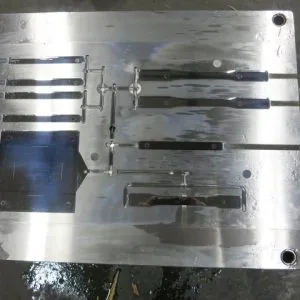 USED 2014 MASTER UNIT DIE PRODUCTS 9 CHIP SAMPLE MOLD DESIGN