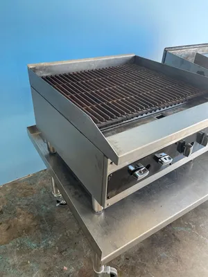 75-0195 24'' Gas Charbroiler Countertop
