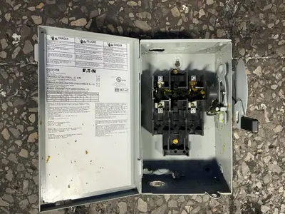 Used EATON DG221UGB Switchgears Ohio US | HGR 24 #1411409