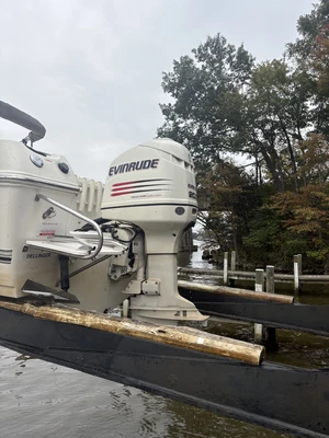 Used 2002 WELLCRAFT 24 WALKAROUND Boats (Misc) Virginia US | Affordable Outdoors #1638034