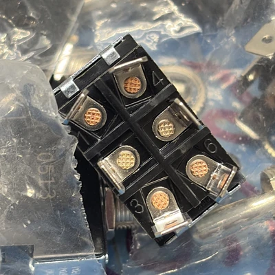 (7) Toggle Switches LR39145 80000 Series PN LR39145 Fast 🇺🇸 Shipping