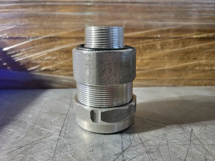 Used T&B FITTINGS ST125-471 Cable & Wire British Columbia CA | Lenmark #250724