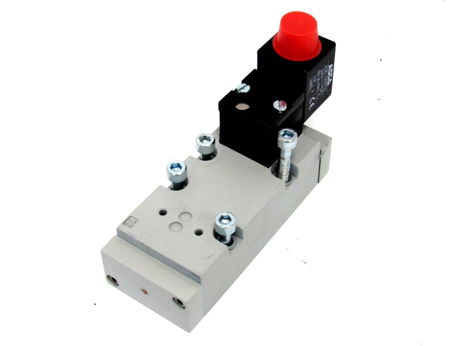 NEW NUMATICS C23BA4004026Y61 PNEUMATIC VALVE