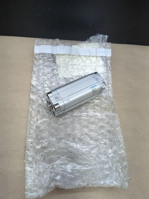 NEW Festo ADVU-16-40-P-A
