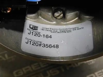 United Electric J120-164 Mechanical Pressure Switch 10A 250VAC Option 1010 Used