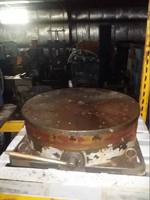 32" T-slot Manually Powered Locking Rotary table 10" tall
