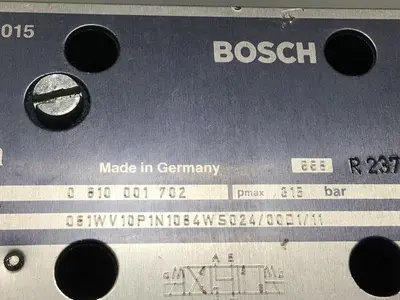 USED BOSCH 0 810 001 702