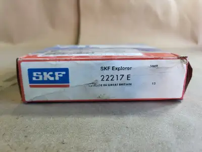 NEW SKF 22217E