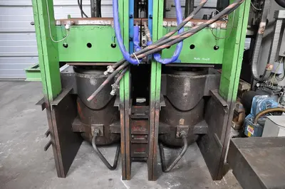 USED FONTIJNE 2000 TON HEATED