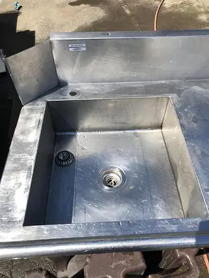 Dishwasher table