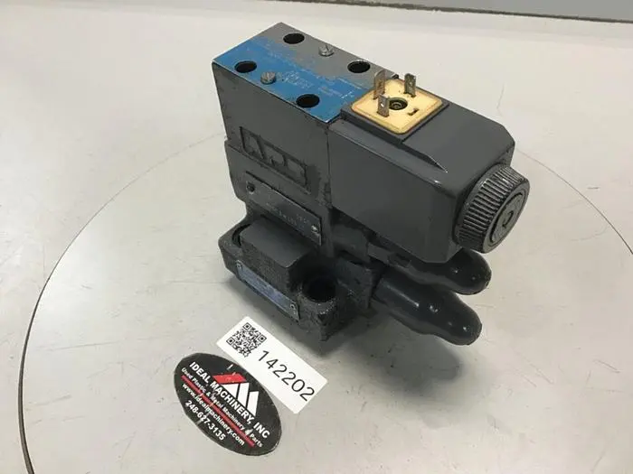 USED VICKERS DG4V-3-2AL-M-U-HL7-60
