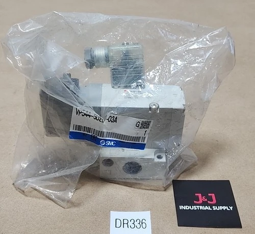 NEW SMC VP544-5DZ1-03A