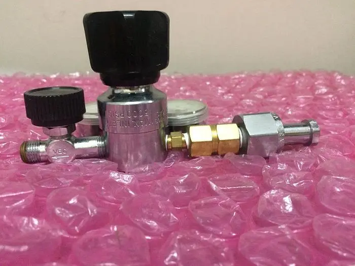 HP COMPRESSED GAS REGULATOR LB 150A