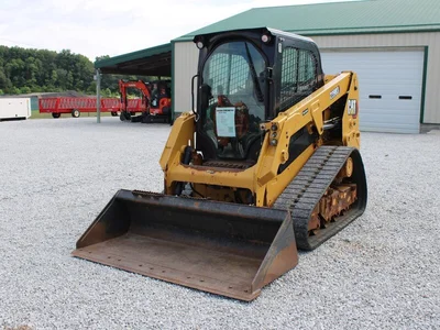 USED 2023 Caterpillar 239D3