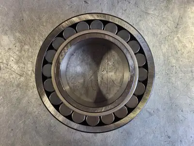 NEW SKF 22226 EK/C3