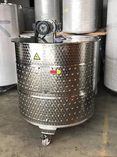 New Stock Letina 265 Gallon / 1000L Jacketed Mix Tank With Wheels