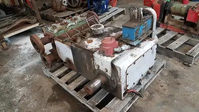 USED OILWELL A-334 (NATIONAL 125T-4M) TRIPLEX INJECTION/DISPOSAL PUMP