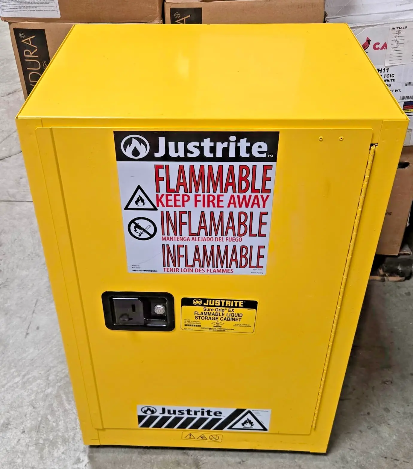 Used _UNKNOWN_ 6456456546546546 Biological Safety Cabinets California US | Amiron Machinery #1377336