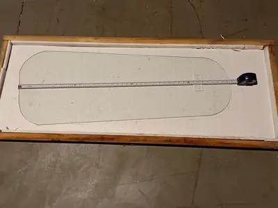 Windshield Vehicular 992G Front QTR RH & LH
