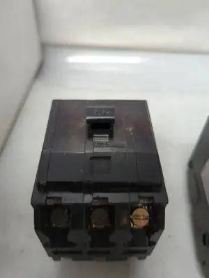Used SQUARE D QO320 Miscellaneous Equipment (Electrical & Power) | Surplus Asset Holdings #1200072