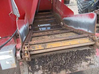 USED 2009 LOEWEN 1022