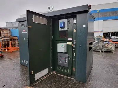 750 kVA Oil-Filled ONAN Transformer, HV. 12470 Delta, LV. 208Y/120 w/ Switchgear