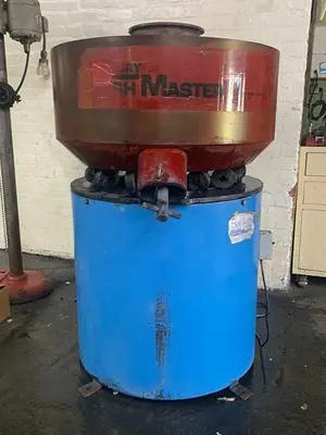 Bel Air Finish Master Vibratory Finishing Machine FM6000 3 Cu Ft.