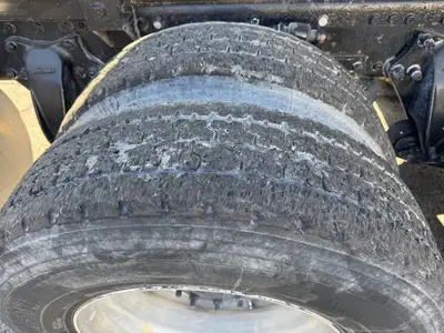 USED 2013 FREIGHTLINER CASCADIA 125