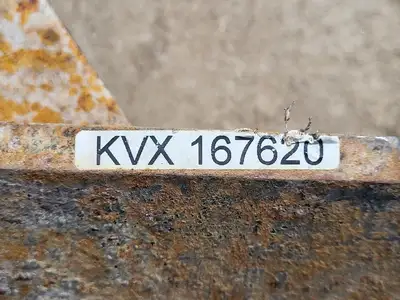 USED KOMATSU KVX167620