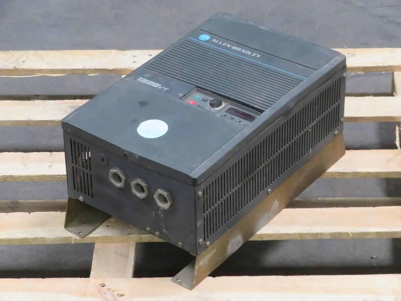 Used ALLEN BRADLEY 1336 VT-B005-EAN-FA2-L3 AC Drive Control Module Texas US | Aucto #1307009