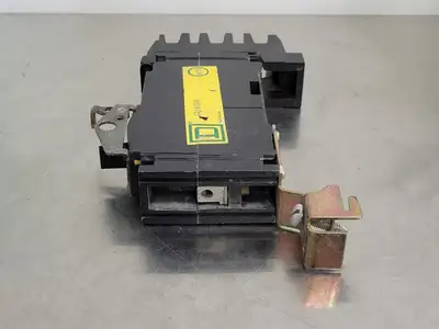 USED SQUARE D FA14020A
