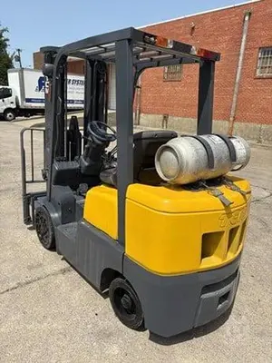 USED 2008 TCM FCG25-4HL