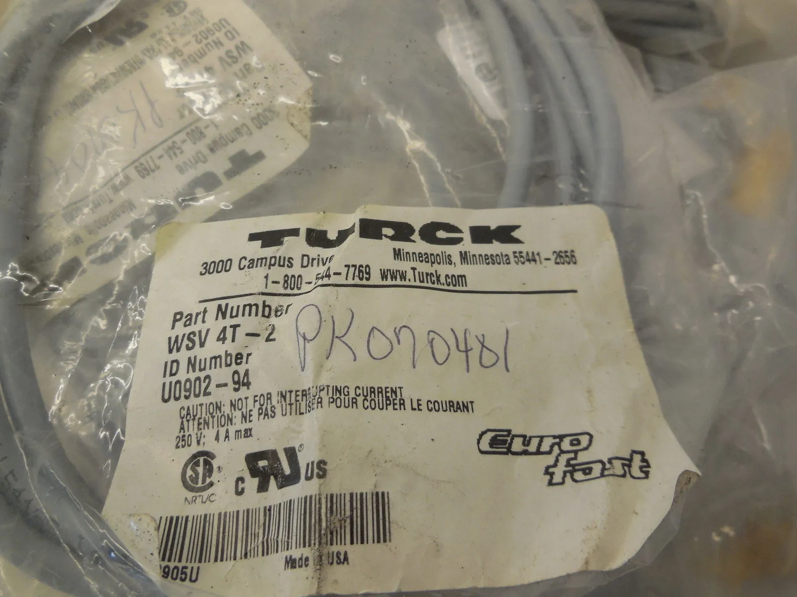 NEW TURCK WSV-4T-2 CORDSET U0902-94 WSV4T2