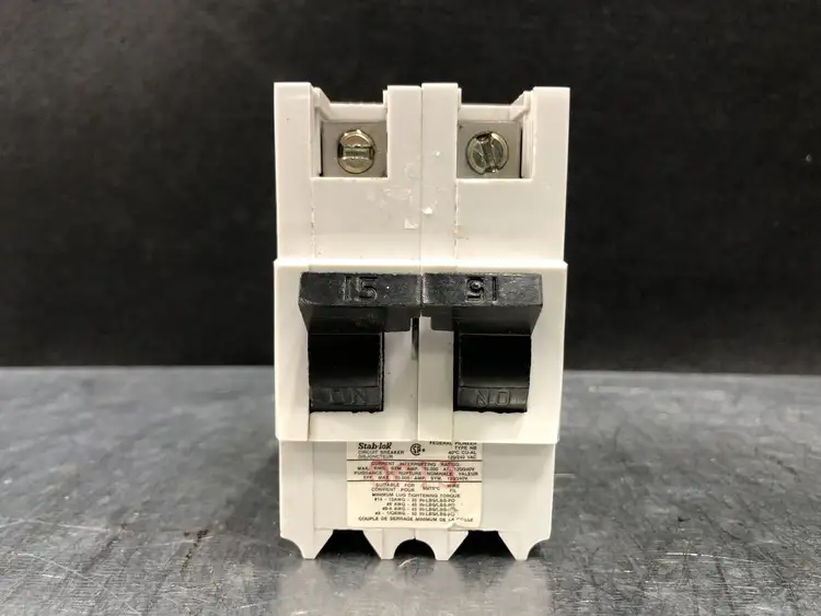 Used FEDERAL PIONEER NB215 Switchgears British Columbia CA | Lenmark #243988