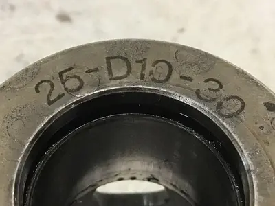 USED VICKERS 25-D10-30