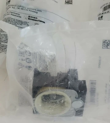 NEW Siemens 3SU1500-0AA10-0AA0