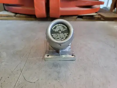 NEW CROUSE-HINDS ENR5201 M4