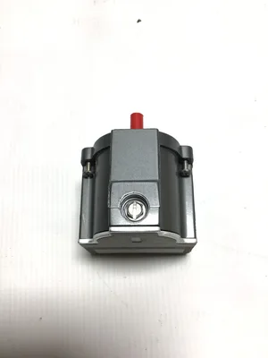 United Electric Control 9933 Pressure Switch 1/8-1/4HP 125-250VAC Type H60