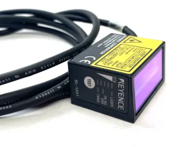 Used KEYENCE Ultra Small Digital Barcode Reader, Front Raster, CUT CONNECTOR Barcode Scanners Michigan US | Maverick Industrial Sales #1396909