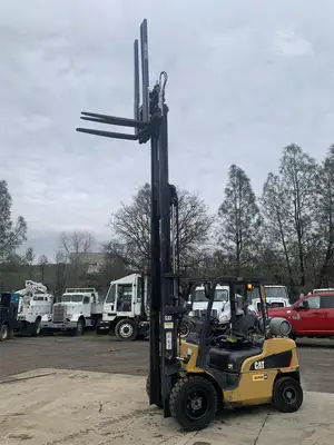 Used 2018 CATERPILLAR GP30N Internal Combustion Forklifts: Pneumatic Tire California US | Mittry Construction #1363440